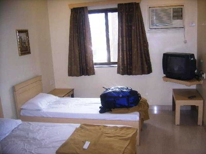 Grant Hotel มุมไบ ภายนอก รูปภาพ